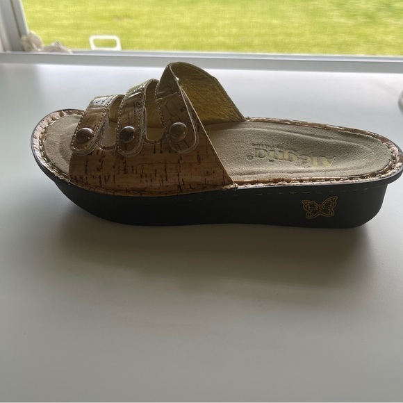 Alegria Fiona cork look sandals EUC size 37 three strap hook and loop closure - Picture 9 of 12